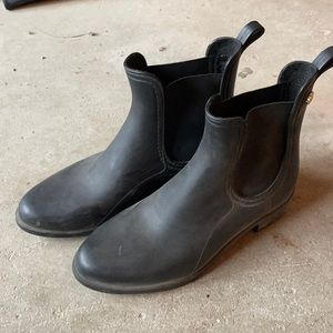 Lemon jelly rain boots